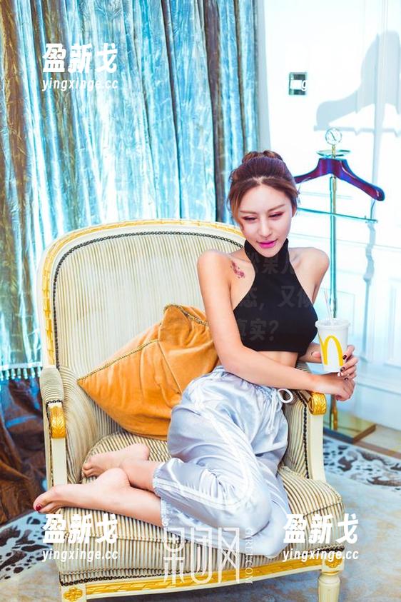 GIRLT果团网-松果儿 GIRLT果团网 - 小声说,松果儿图集更新中的体操服,有些不在状态,又似乎全在状态,哪个更真实?
