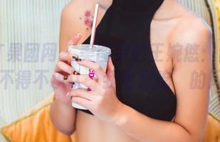GIRLT果团网 – 美图中的王婉悠：套装展现‘不得不承认，我也爱吃’的风格！