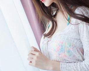 IMiss爱蜜社 – 图片里的泥鳅鳅：这一袭和服，轻易就散发了几分韵味。