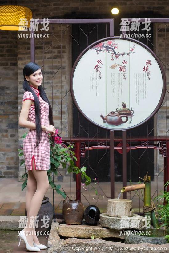 IMiss爱蜜社 - 图集里的穿梭尔虞我诈：黄歆苑如何驾驭职业装