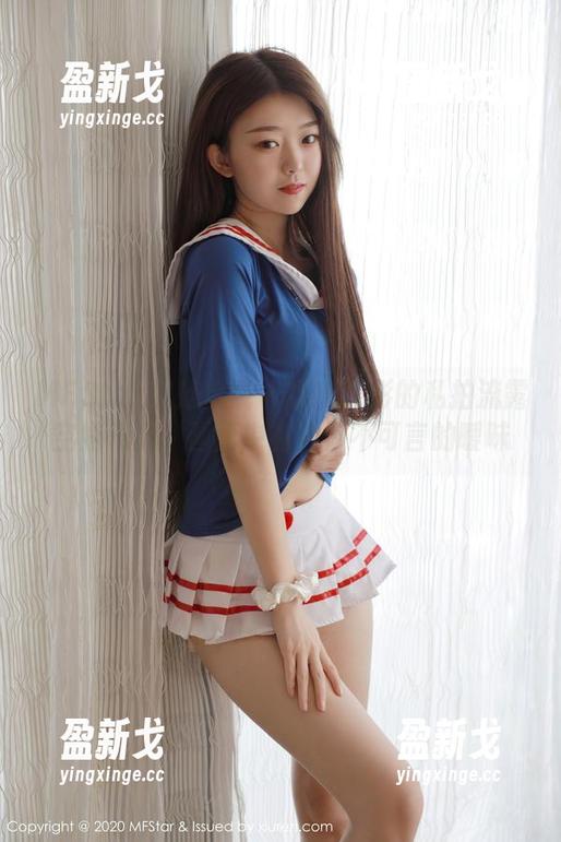 MFStar模范学院 - 甜筒晓彤的私拍流露空姐气息，画面中有种妙不可言的暧昧