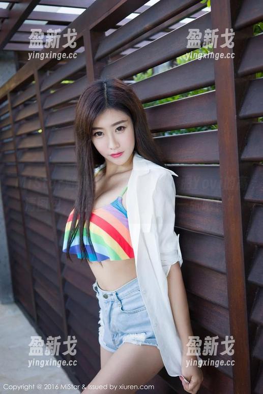 MiStar魅妍社-丽Yovi MiStar魅妍社 - 短裤亮相,丽Yovi的高清图包,让我想说:“再来一张吧!”