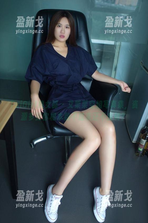 TuiGirl推女郎 - 艾栗栗空姐写真集，资源多到你根本数不过来还不反转？