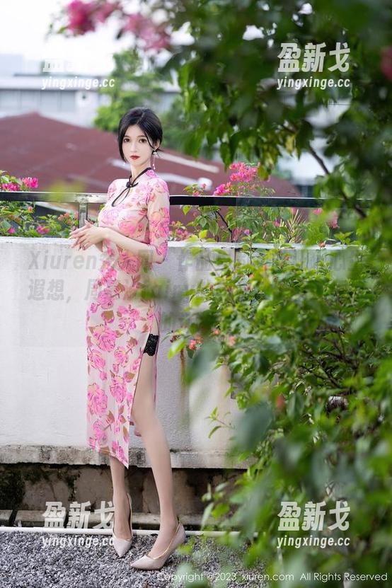 Xiuren秀人网 - 作品里的蕾丝让人心生遐想，周慕汐fairy的图包成了我无意间的迷失。