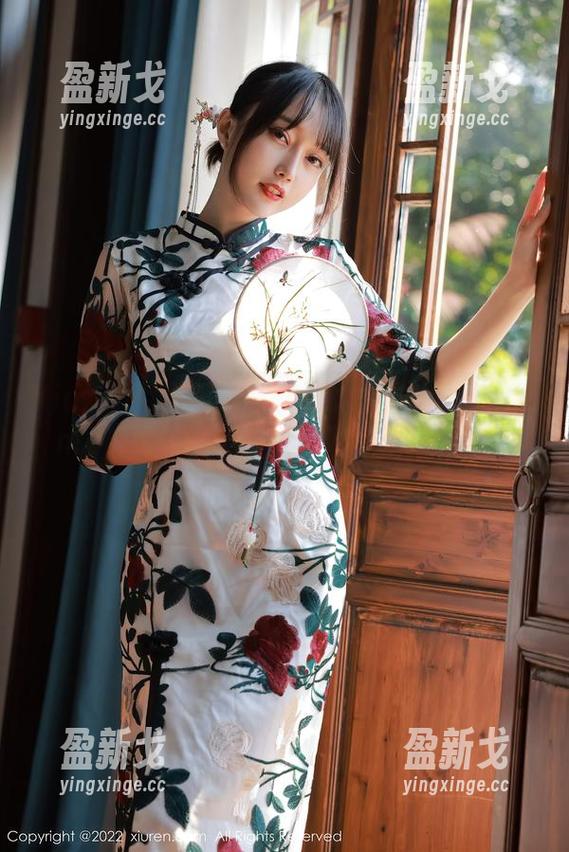 Xiuren秀人网 - 牛仔裤之外的小薯条nienie，更美的照片展，现在就来瞧瞧。