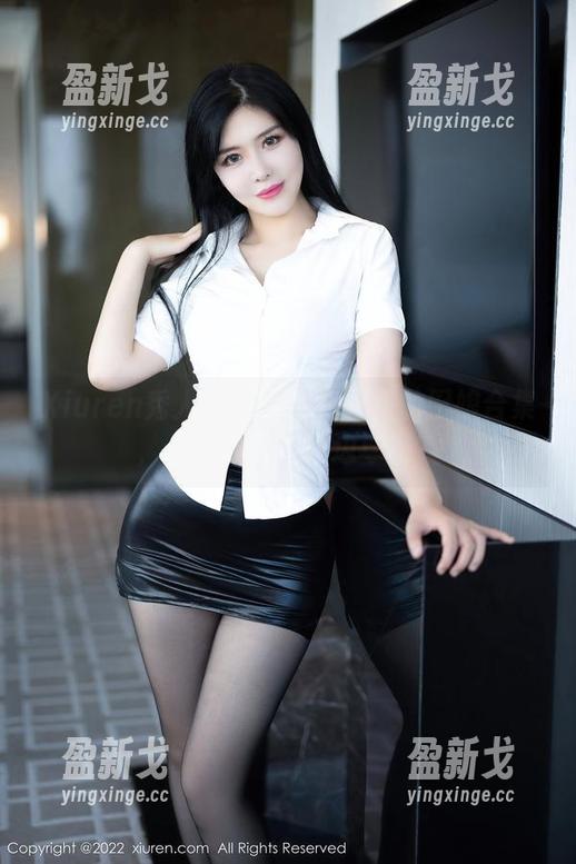 Xiuren秀人网 - 下载李丽莎的厨娘合集，你也想做个插边球吗？