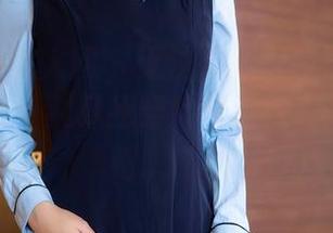 Xiuren秀人网 – 无法抗拒李丽莎的运动写真全套，就算我穿她的衣服也是这样的吧…哎。