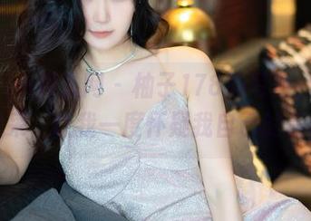 Xiuren秀人网 – 柚子178的写真，姐姐的风采，让我一度怀疑我自己的品味。