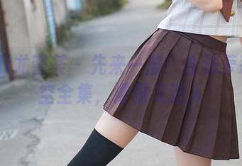 YouMi尤蜜荟 – 先来一波！合法萝莉的镂空全集，滑稽又迷人