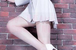 beautyleg – 更新Avril泳装合集，更多的是用眼睛去“辩论”的乐趣。