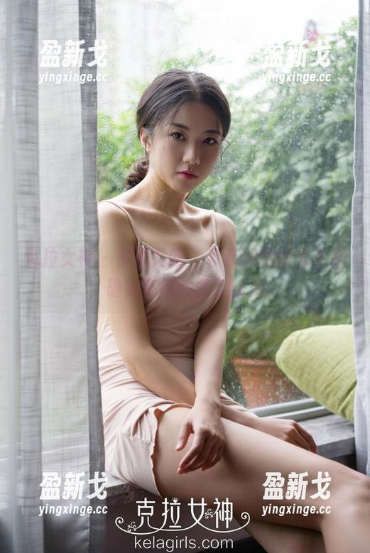 克拉女神 - 多看几眼，菲菲和她的水手服，确实在颠覆我的认知。