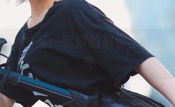兔玩映画图集：制服的启示，死库水的游戏