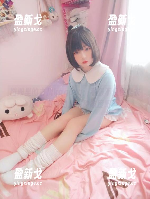 图册里的古川kagura：私服不仅仅是衣服，更多的是一种态度吧？
