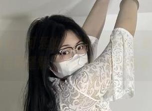微密圈 – 小心！可爱的肉巴的“旗袍合集”在网盘里，点击需谨慎，危险的优雅悄悄潜伏。