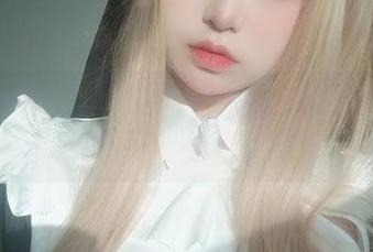 重温青春，最新图库里的女主K和那一身帅气校服！