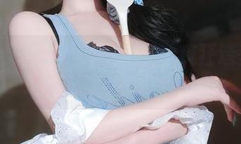 关于白双子图册：女主K的疯狂造型和冰淇淋般的轻盈意识