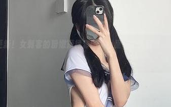 微密圈 – 更新！女刺客的粉嫩短裙套图，心里有个声音说，别看太久哦！