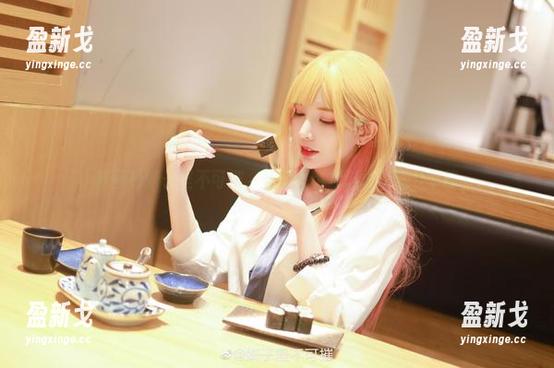 妍子坚不可摧 原图看妍子坚不可摧,圣诞节也能这么不走寻常路