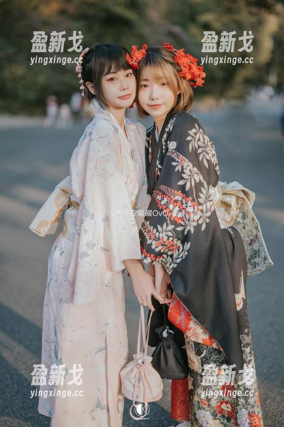 安曜曜的作品集：禁地修女，哎呀，这角度真有意思。
