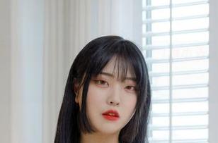 原图和偶像的鸡毛蒜皮，宋哈娜(송하나)把少女的模样演绎得有趣得不行。