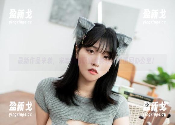 最新作品来袭，宋哈娜的职业装真让我想重回办公室！