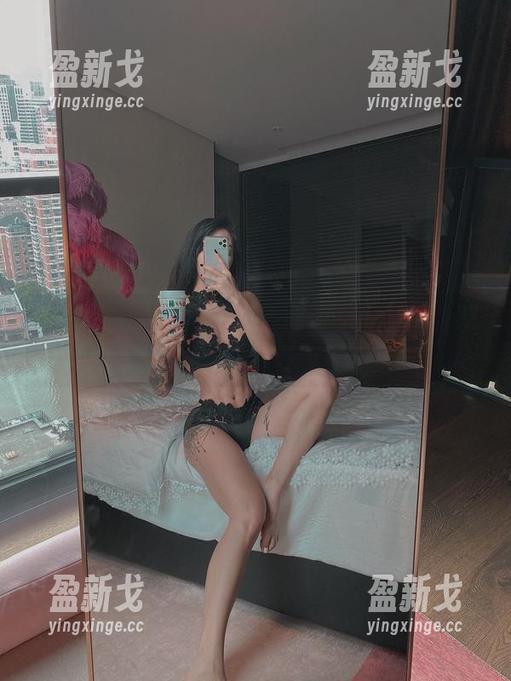 微密圈 - 宋昱欣分享：玫瑰女人的千面吃货！