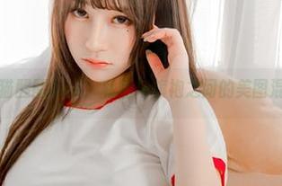 尤猫醒醒ovo，私房与旗袍之间的美图混战