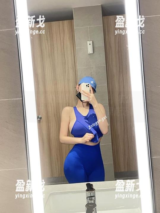 微密圈 - 红色的桃，不用圣光，左公子666直接开挂，套图拍得比水果店还鲜！