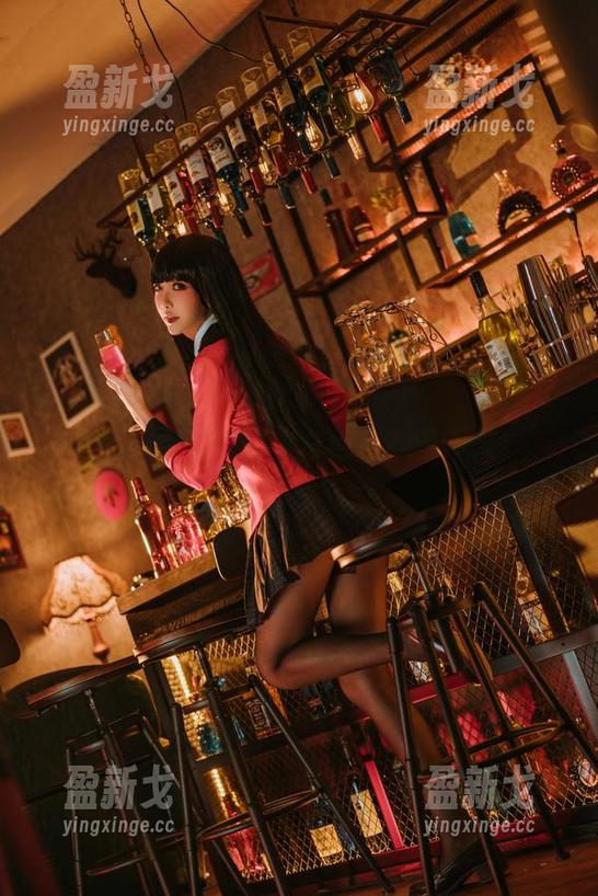 想看希希_啾的纯白秘籍？慢慢来！