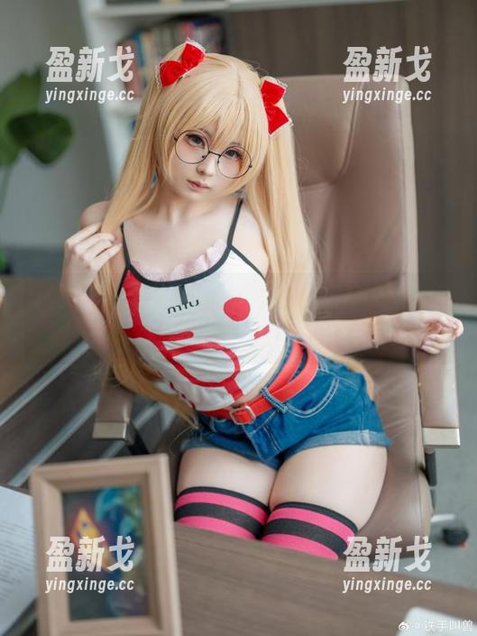 幼水铃衣的超美图包：小蛋糕加JK，就像在甜品店的炸裂童年！