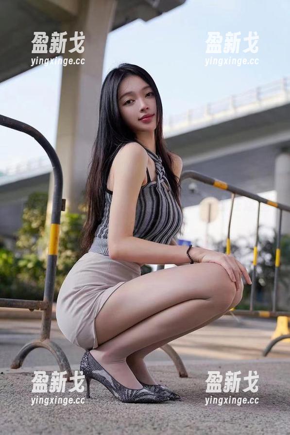 微密圈 - 徐珺大哥校园私拍，真想在这里驻足一下。