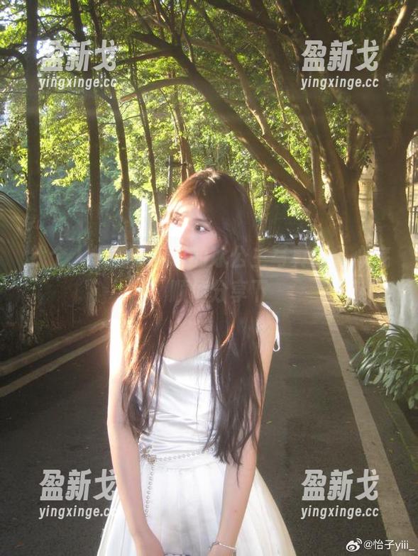 找个人把怡子yiii的冰公主写真刻入心底，顺便分享下