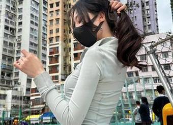 微密圈 – 是小逗逗白丝图册，让高清画面勾起你的小脑袋里那点儿不安分的想象。