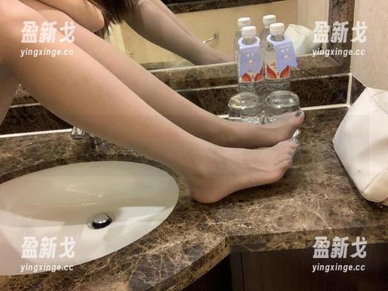 桃脱了 微密圈 - 当桃脱了的长腿来了,原图不够,给我来点壁纸!