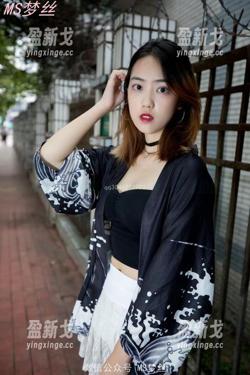 梦丝女神 - 秋水共长天一色，最新“花月舞海边”照片献给对我这只水鸟爱拍的发小。