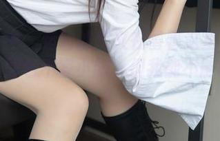 梦丝女神 – 运动的定义在雪馨这里又被改写了，图包不容小觑，但我能不能叫暂停？