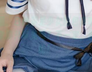 森萝财团，白丝美足少女图包来啦！分享给朋友能提升审美吗？不一定，但挺好玩的！