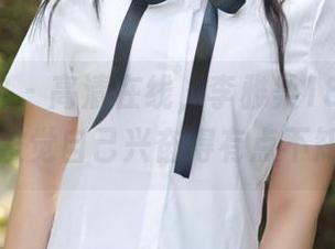 模范学院 – 高清在线，李雅柔182CM的泳衣，发觉自己兴奋得有点不知所措…