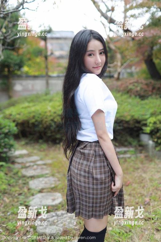 模范学院 - 一秒福利，一双美腿——胡润曦，这叫自带流量的图片！