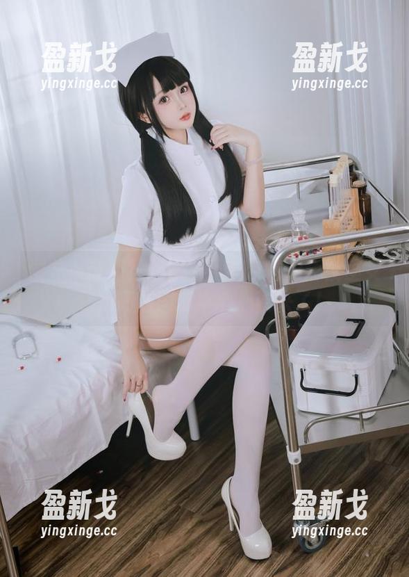 樱井小莜卸妆：你们见过色情的辉夜巫女吗？高清图册小心心就来了！