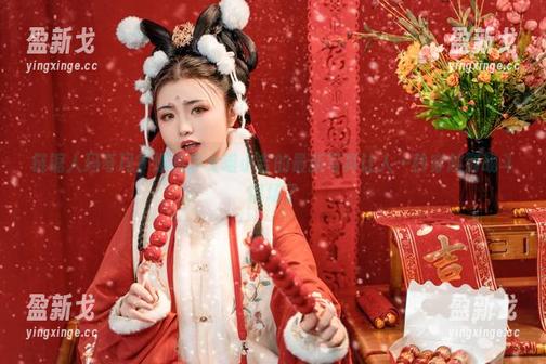 链锯人玛奇玛？爆机少女喵小吉的最新写真让人一秒穿越到战斗现场了