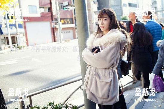 爱蜜社 - 不同寻常的修女：杨紫嫣美图更新中还藏着草莓味的轻佻！