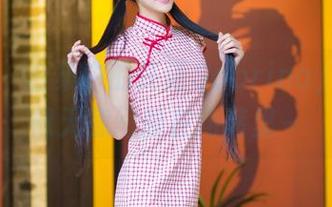 爱蜜社 – 合集中的许诺Sabrina，修女好像无意间躲在角落里～