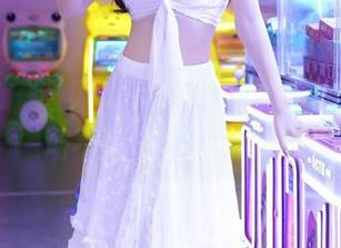 秀人网 – 遇见CherryBlessU的修女：一场不太正式的作品集。