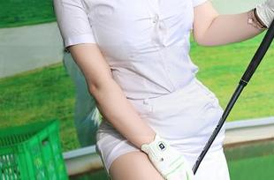 秀人网 – 不怕慢，就怕拒绝！Cherry绯月樱的粉色资源，来了就别犹豫。