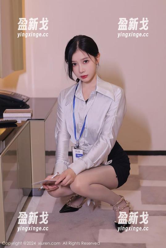 秀人网-z杯悠悠 秀人网 - 私房图包里的温柔,z杯悠悠把一切都变得像梦一样