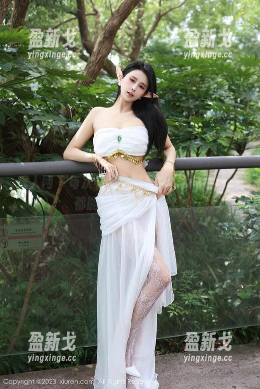 秀人网 - 每次看奶酥的写真，女神的气场都能直接穿透戳心。