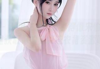 秀人网 – 不用花钱也能穿得像宋愉愉！来这里获取你的免费连衣裙资源吧！