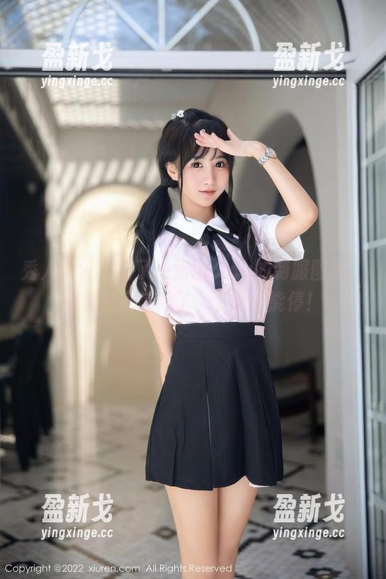 秀人网 - 点击了一张雨夕cy的制服图片，结果就彻底陷了，下载不能停！