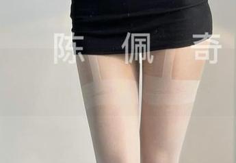 微密圈 – 从海洋走来的美图，粉色的猪陈佩奇的水手服成了一道风景。